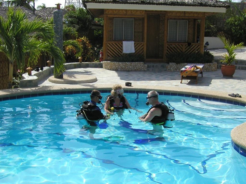 Magic Island Dive Resort Moalboal Esterno foto
